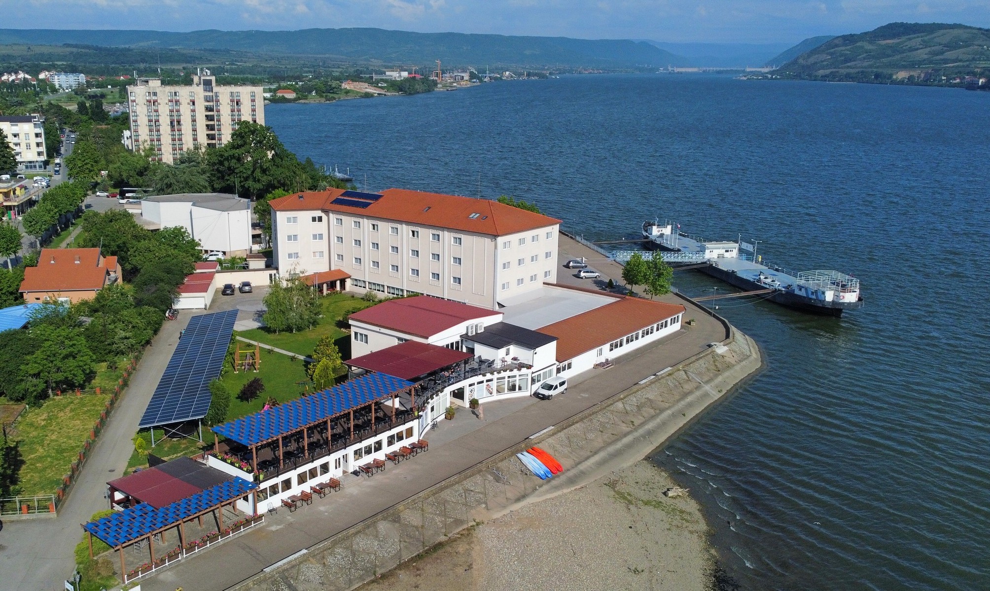 DCIM\100MEDIA\DJI_0231.JPG DCIM\100MEDIA\DJI_0231.JPG